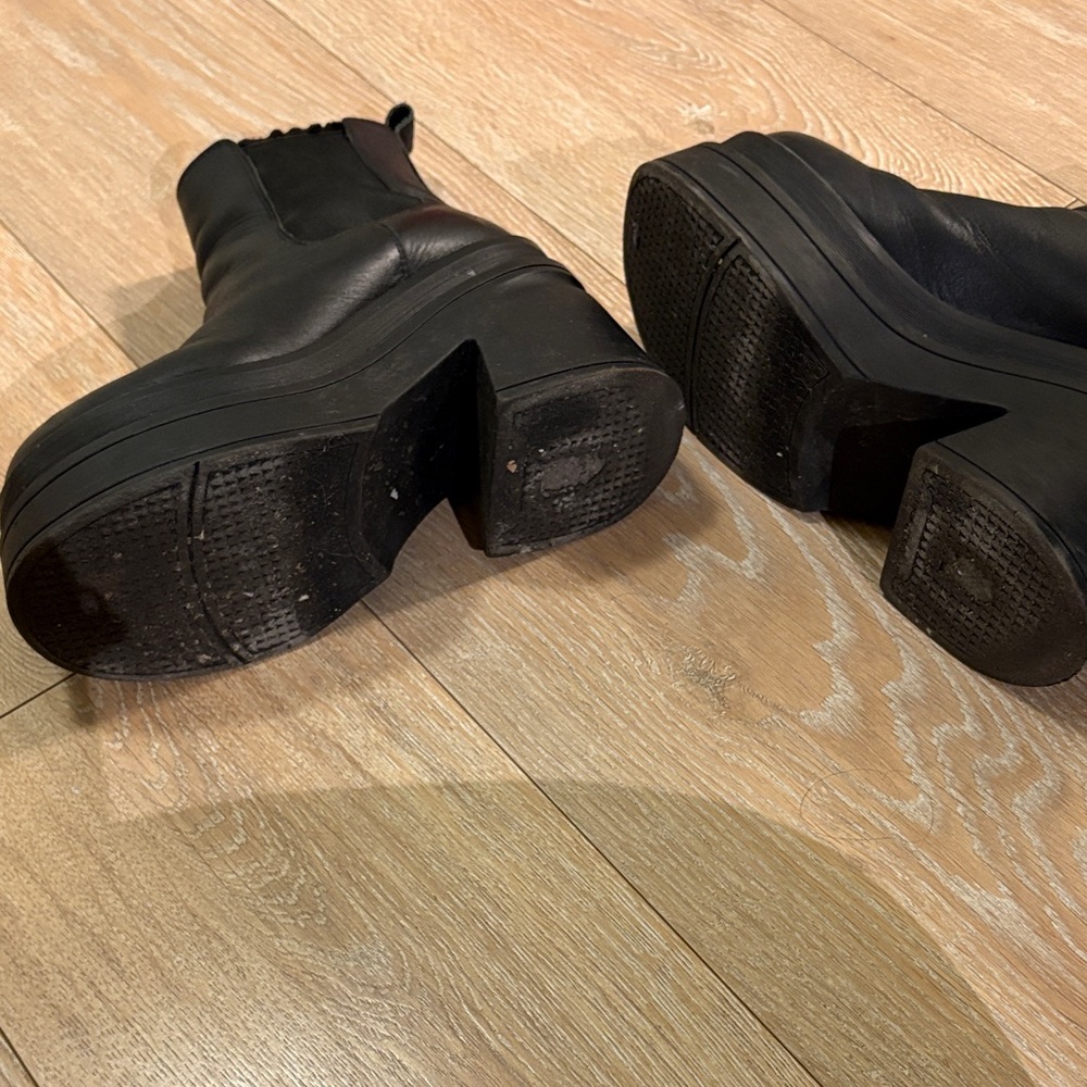 Windsor Smith Platform Chelsea Boots - Picture 7 of 10